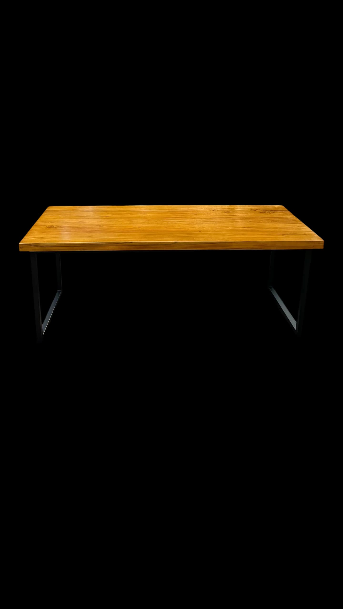 Meja Kayu Jati TPK Kaki Besi holo 4×4 dengan ketebalan 1mm