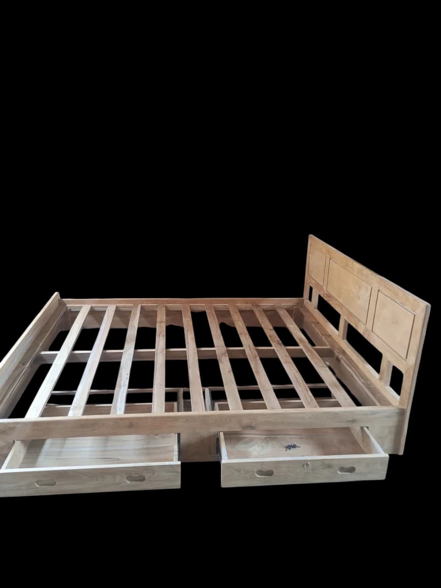 Tempat Ranjang Kayu Jati Desain Minimalis Dengan Tempat Penyimpanan