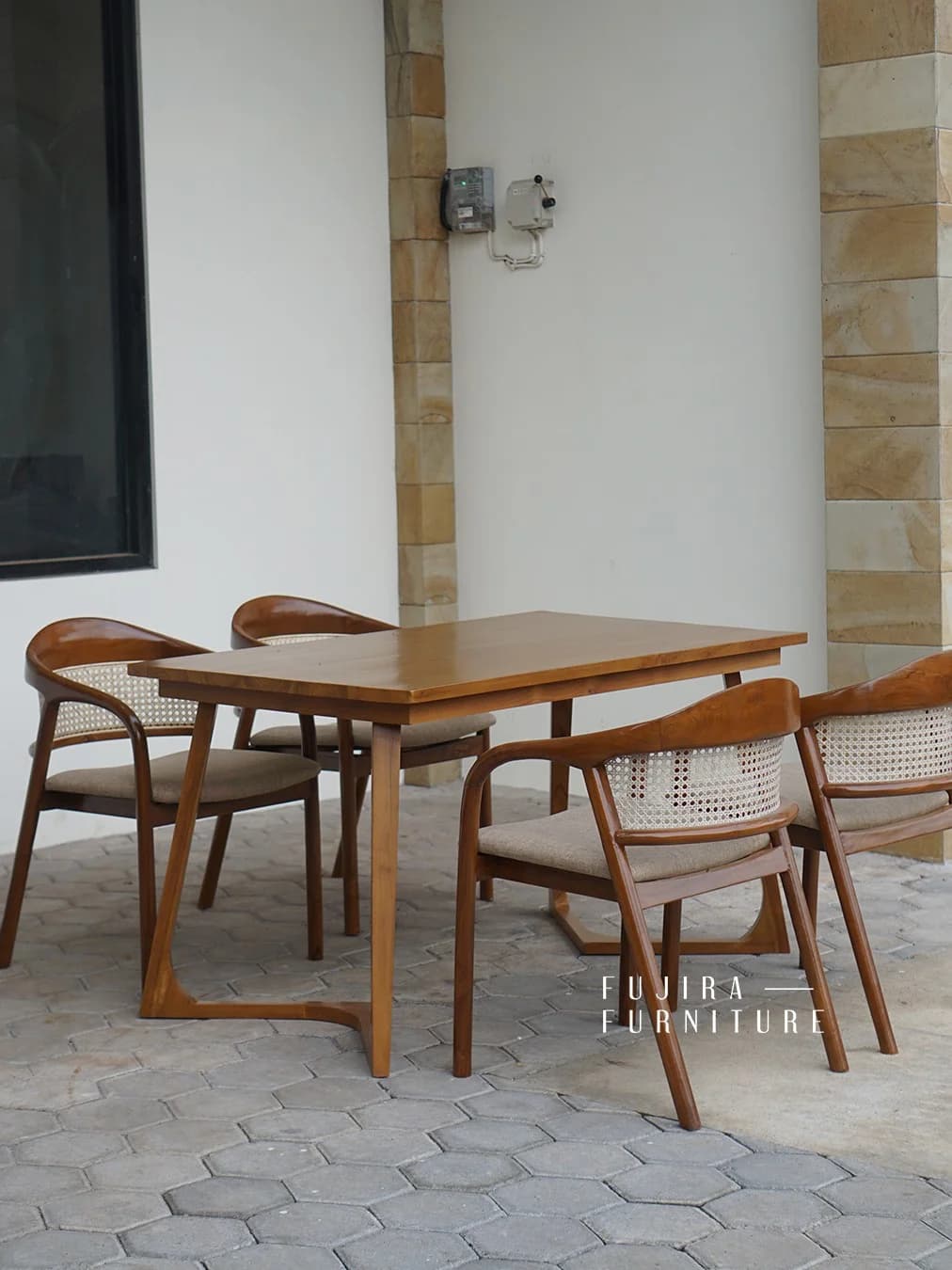 Set Meja Makan Selly Kombinasi Rotan
